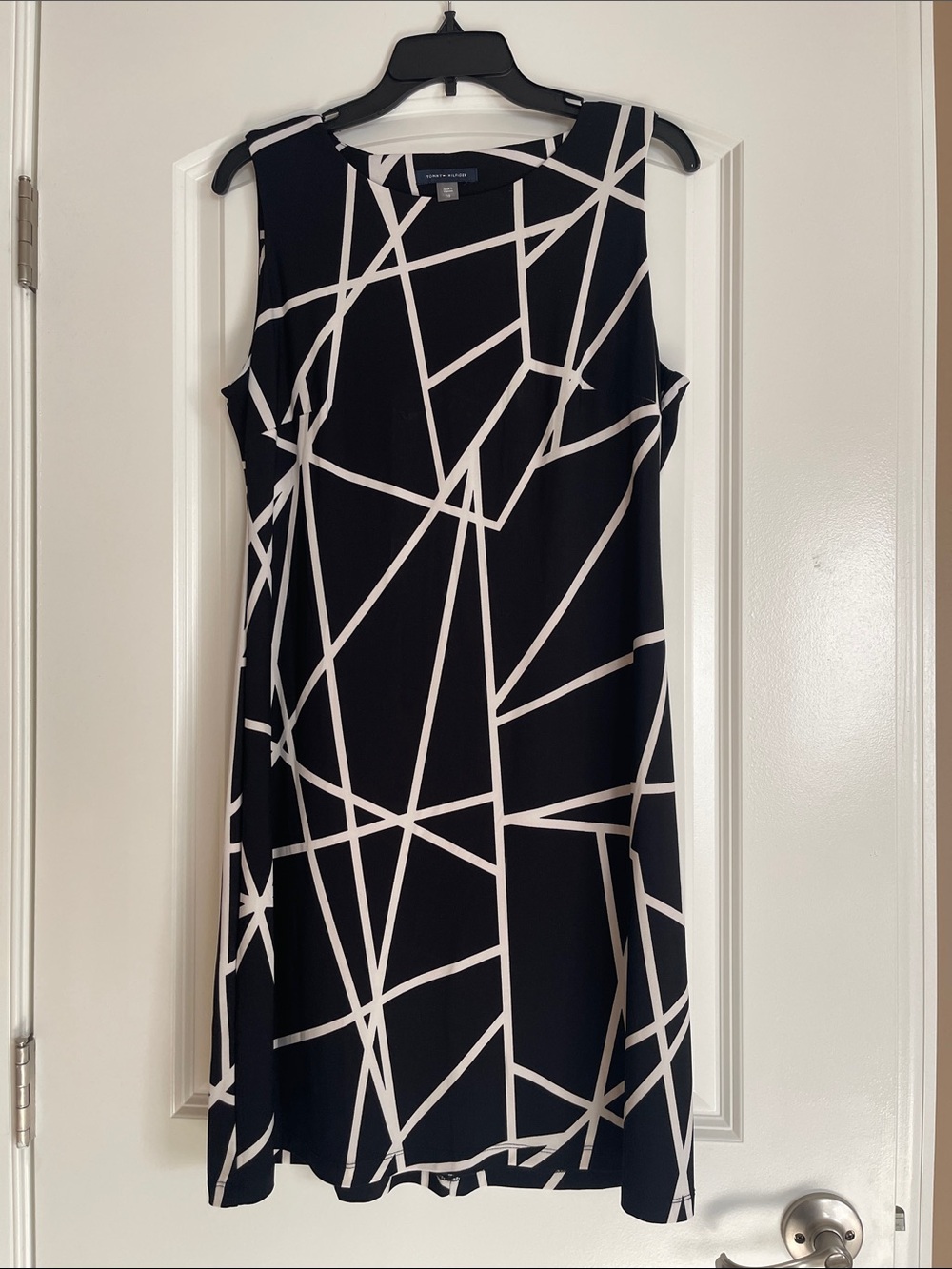 Tommy Hilfiger Black Sleeveless Geometric Midi Dress